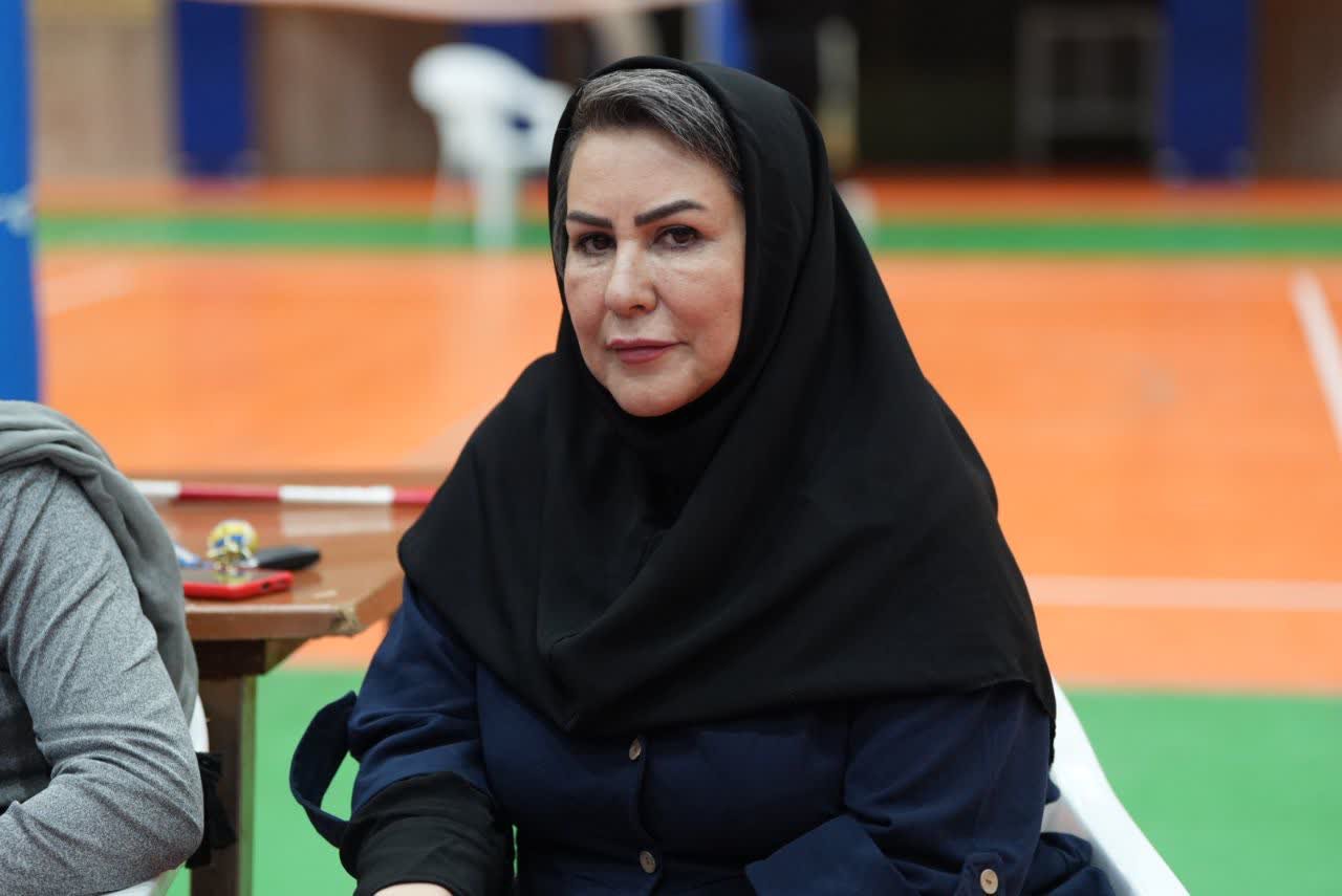 فرزانه عموعلی‌اکبری: بیش از 300 دختر والیبالیست در نجف آباد با هم رقابت می‌کنند