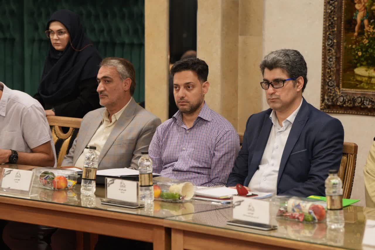 برگزاری مجمع سالیانه هیات کوهنوردی و صعودهای ورزشی استان اصفهان+تصاویر
