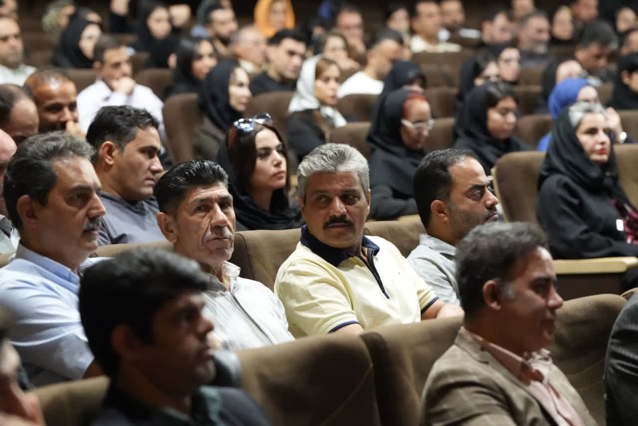  تأکید بر حمایت قانونی از باشگاه‌ها+تصاویر