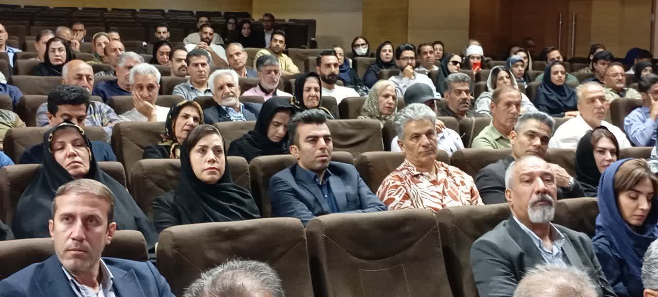  تأکید بر حمایت قانونی از باشگاه‌ها+تصاویر