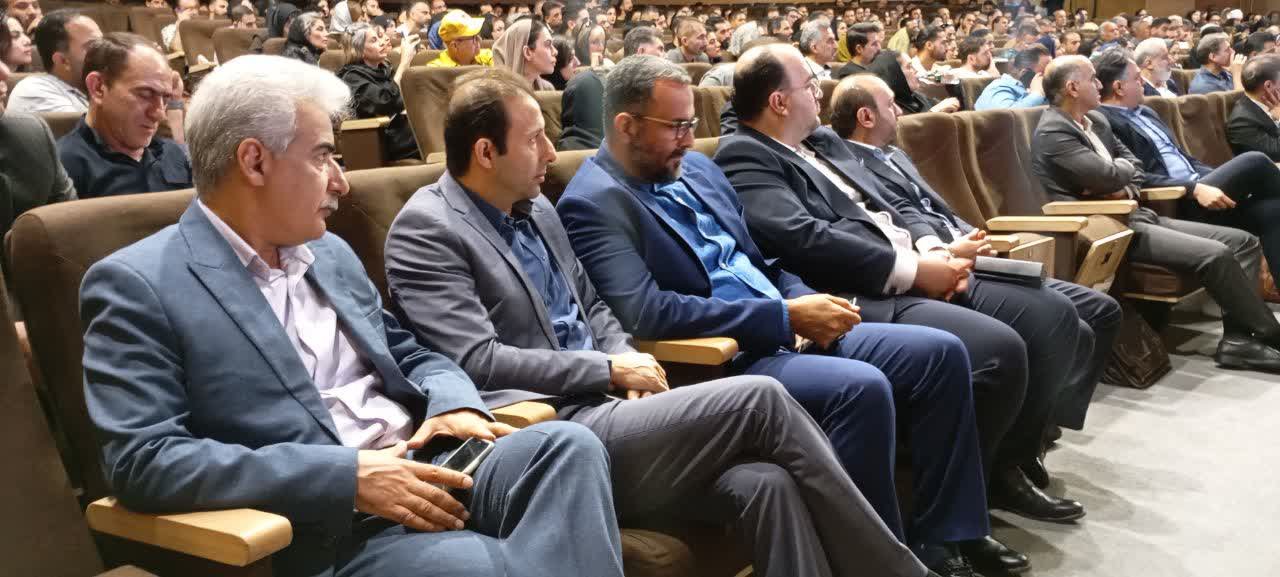  تأکید بر حمایت قانونی از باشگاه‌ها+تصاویر