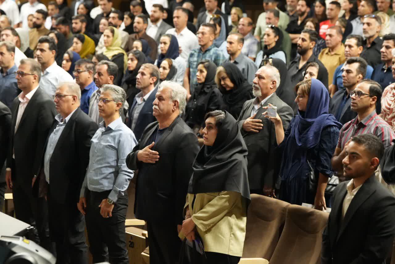  تأکید بر حمایت قانونی از باشگاه‌ها+تصاویر