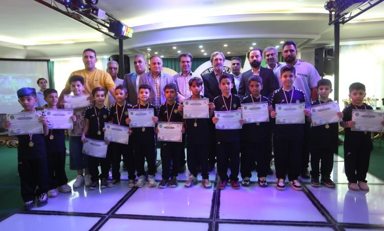 آیین نکوداشت آکادمی فوتبال ضربه آزاد نقش جهان با حضور پیشکسوتان فوتبال ایران+تصاویر